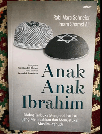 Schneier's book was translated in Indonesia with the support of the regime, and has a forward by former President Clinton (Courtesy)